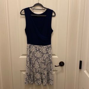 Size 4-6 (Medium) Navy & Floral A line dress with V neck